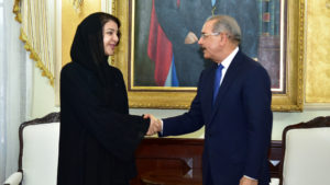 Danilo Medina y Reem Al Hashimi intercambiaron sobre diversos temas de interés común para República Dominicana y los Emiratos Árabes Unidos.