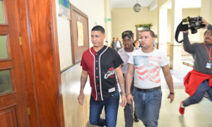 Imputados Brayan Peter Félix Paulino y Rafael Antonio Peralta Lora, acusados de pertenecer a la banda de John Pércival