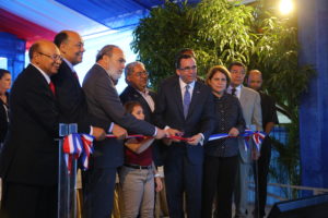 Durante la entrega de uno de tres centros educativos en la provincia Hermanas Mirabal