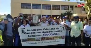 Peregrinos de El Seibo protestan reclamando cese persecución